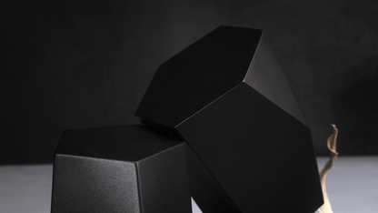 Handmade Urn "Crystal" - Stainless Steel | Pearly Black - Pulvis Art Urns