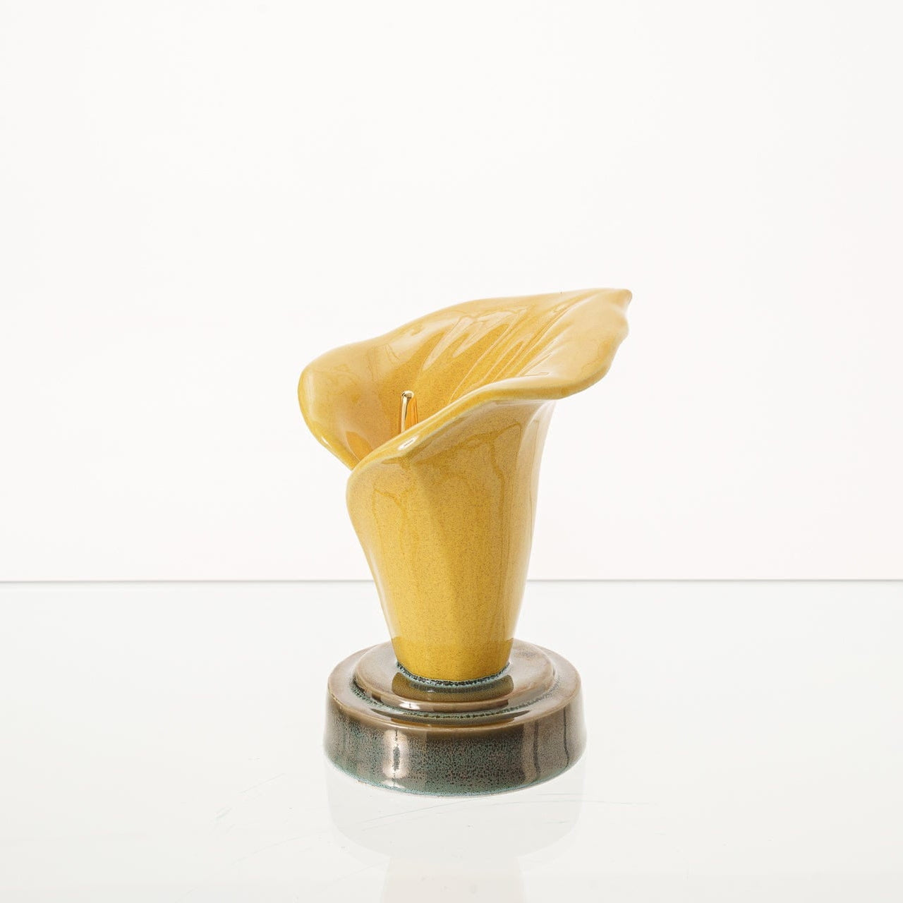 Calla Lily Keepsake Urn - Amber Yellow | Ceramic - Pulvis Art Urns