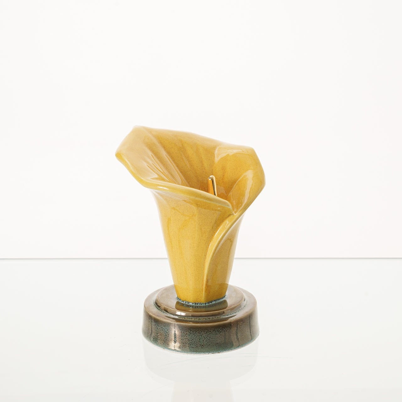 Calla Lily Keepsake Urn - Amber Yellow | Ceramic - Pulvis Art Urns