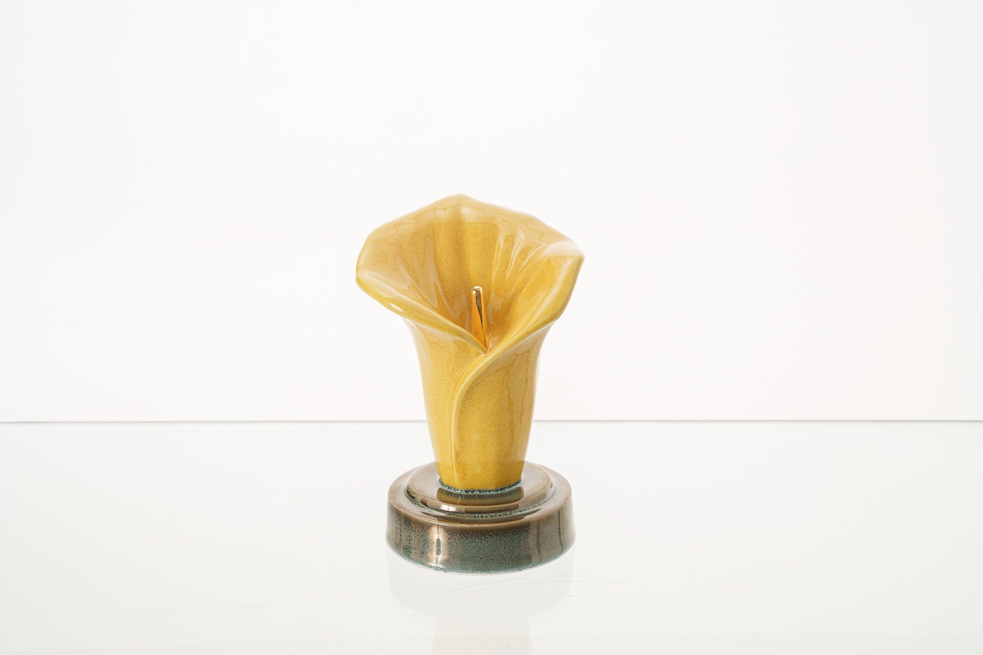 Calla Lily Keepsake Urn - Amber Yellow | Ceramic - Pulvis Art Urns