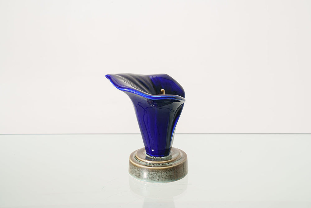 Pulvis Art Urns Keepsake Urn Calla Lily Keepsake Urn - Blue Night | Ceramic. Keepsake for cremation ashes - small