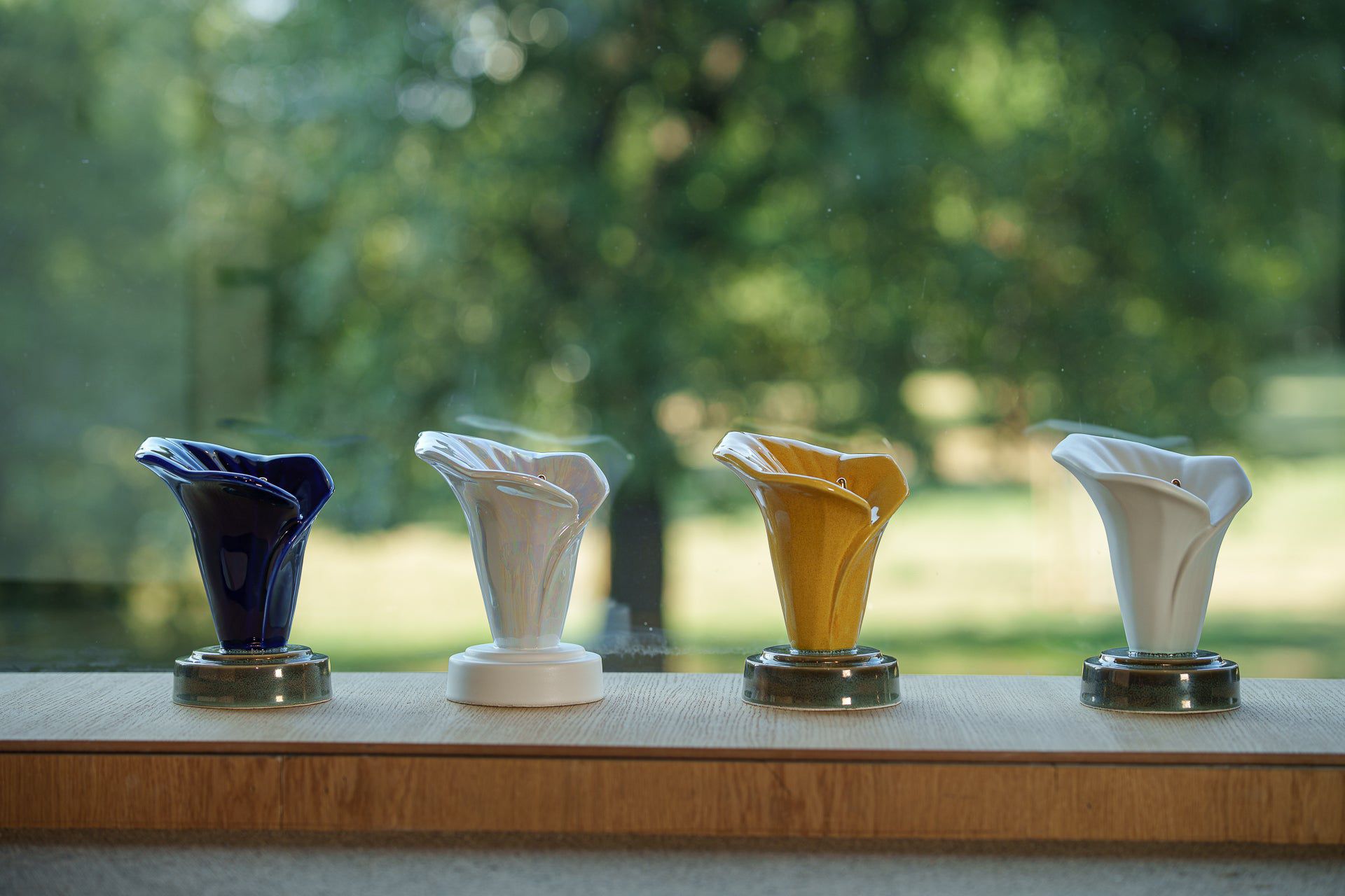 Calla Lily Keepsake Urn - Pearly White | Ceramic - Pulvis Art Urns