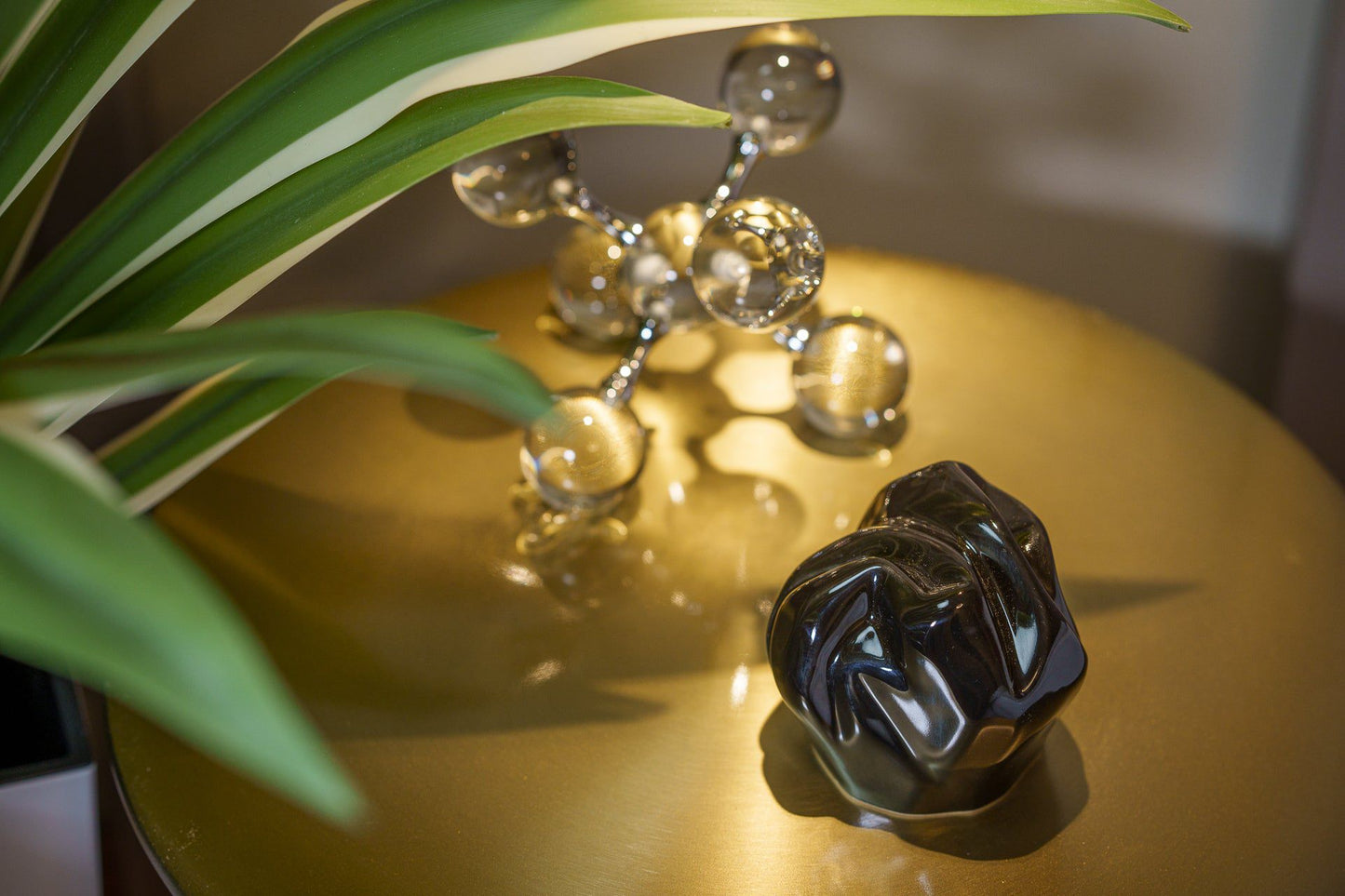 
                  
                    Pulvis Art Urns Keepsake Urn Cremation Keepsake Urn "Precious" - Small | Lamp Black | Ceramic
                  
                
