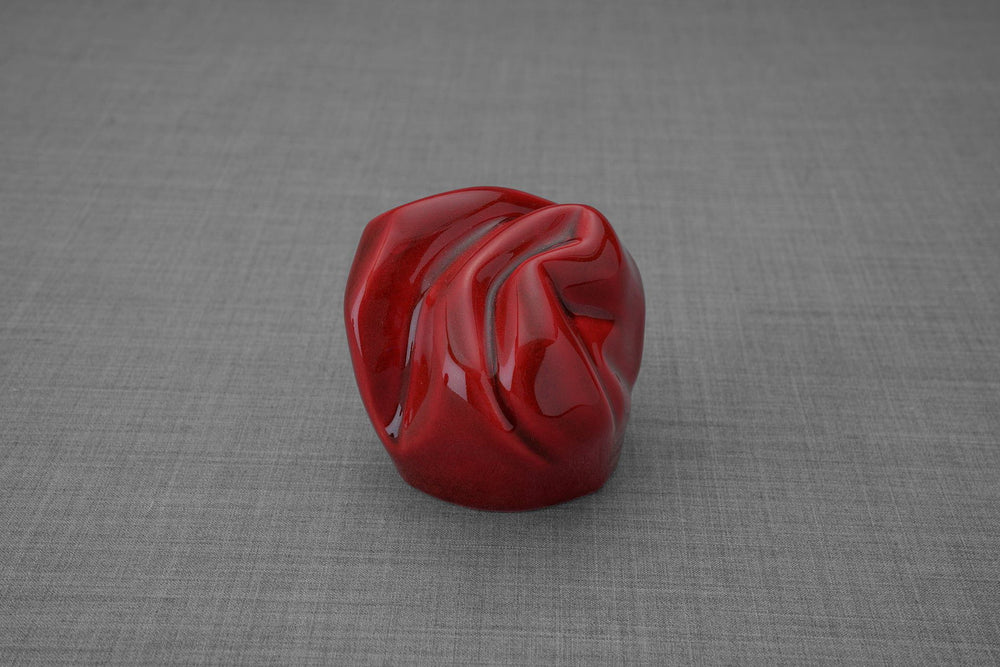 
                  
                    Pulvis Art Urns Keepsake Urn Cremation Keepsake Urn "Precious" - Small | Red | Ceramic
                  
                