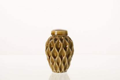 Cremation Urn "Echo" - 3D Printed Ceramic Urn | Dark Sand | Keepsake - Pulvis Art Urns