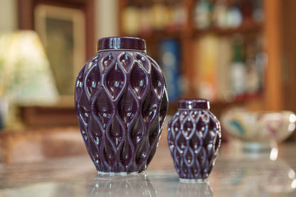 Cremation Urn "Echo" - 3D Printed Ceramic Urn | Violet | Keepsake - Pulvis Art Urns