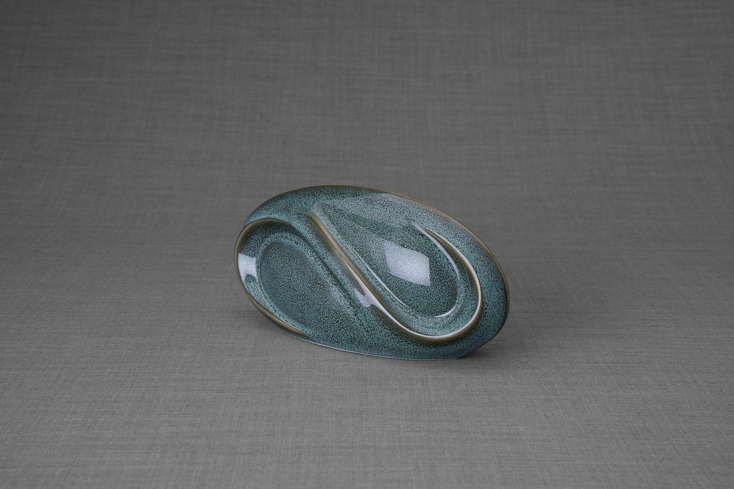 
                  
                    Pulvis Art Urns Keepsake Urn Eternity Handmade Cremation Keepsake Urn - Small | Oily Green Melange
                  
                