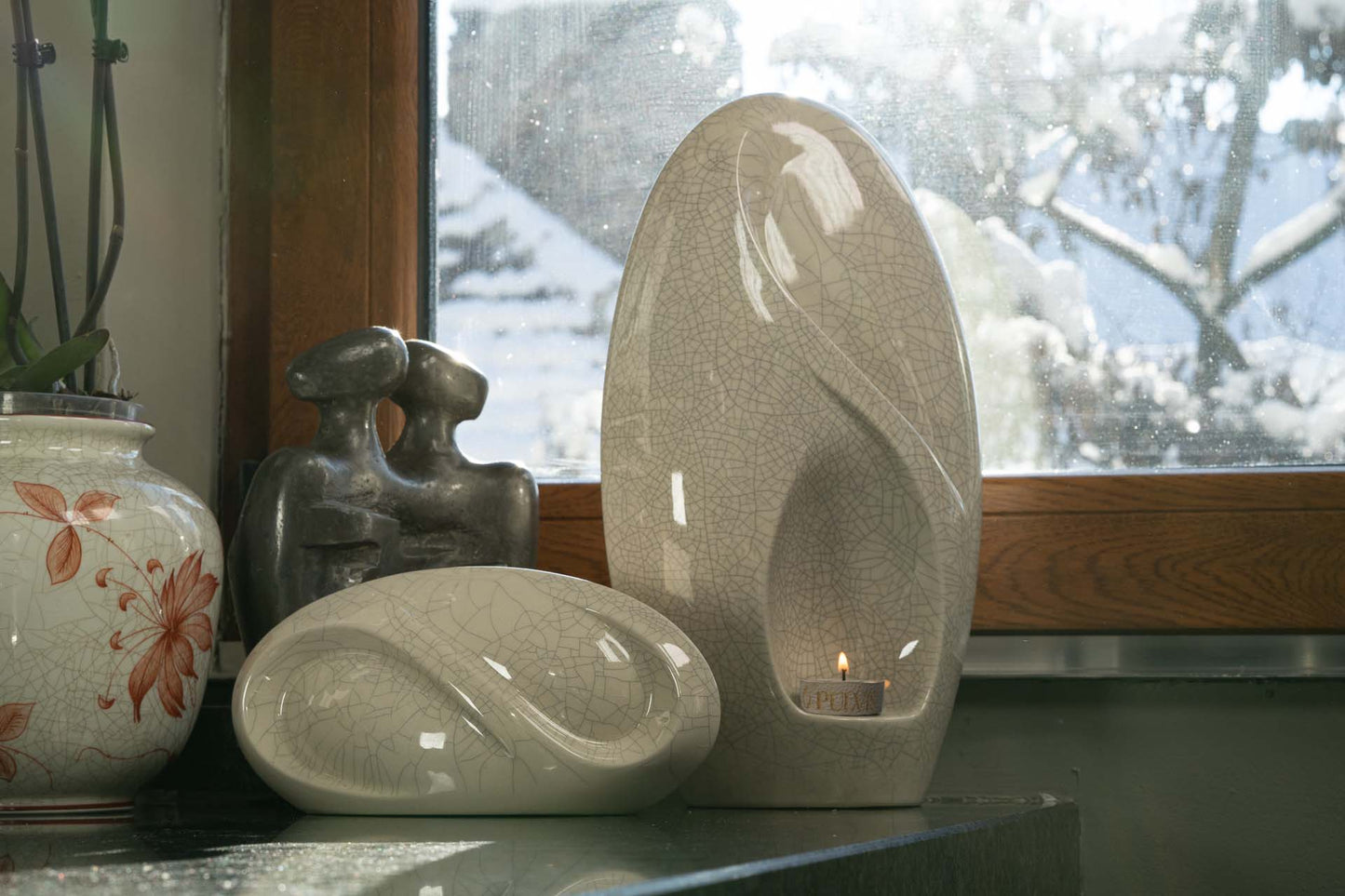 
                  
                    Pulvis Art Urns Keepsake Urn Eternity Handmade Cremation Keepsake Urn - Small | Transparent | Ceramic
                  
                