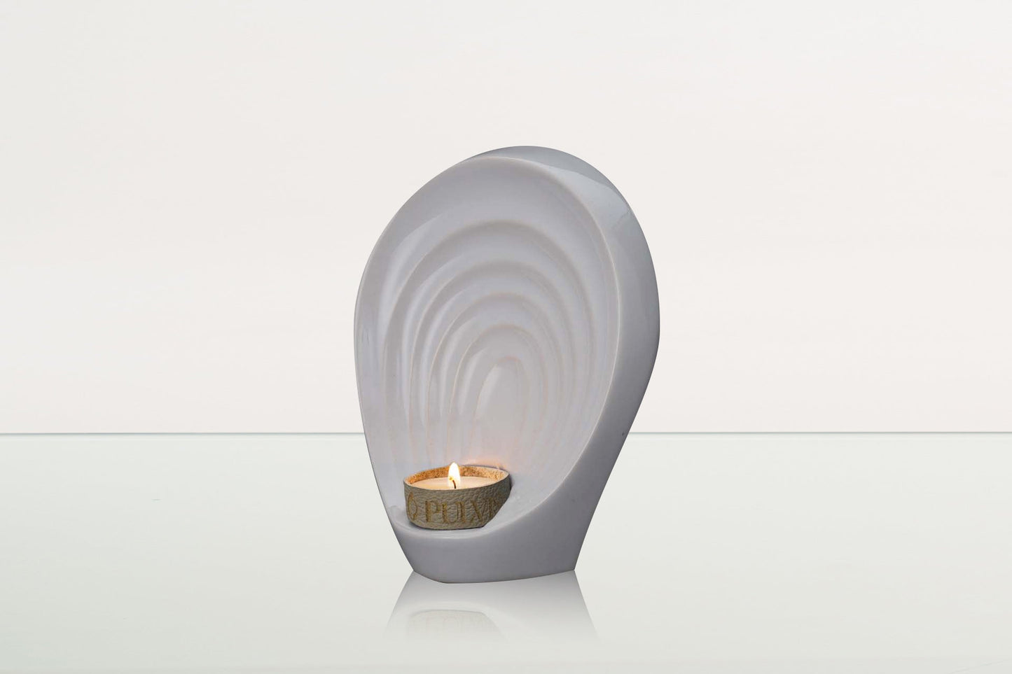 
                  
                    Pulvis Art Urns Keepsake Urn Handmade Cremation Keepsake Urn "Guardian" - Small Urn | White | Ceramic
                  
                