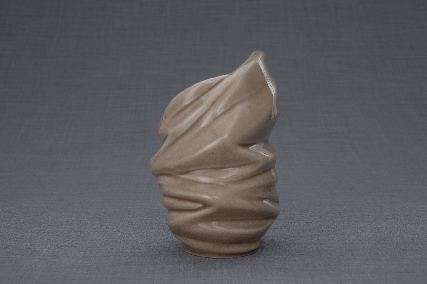 
                  
                    Pulvis Art Urns Keepsake Urn Handmade Cremation Keepsake Urn "Light" - Small | Beige Grey | Ceramic
                  
                