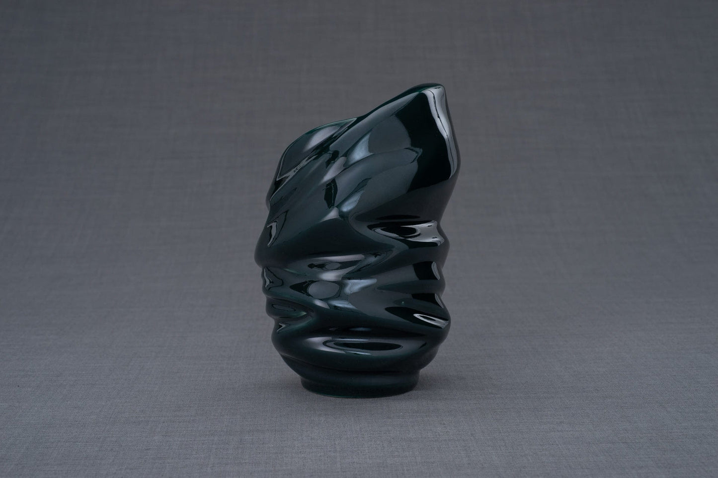 
                  
                    Pulvis Art Urns Keepsake Urn Handmade Cremation Keepsake Urn "Light" - Small | Oxide Green | Ceramic
                  
                