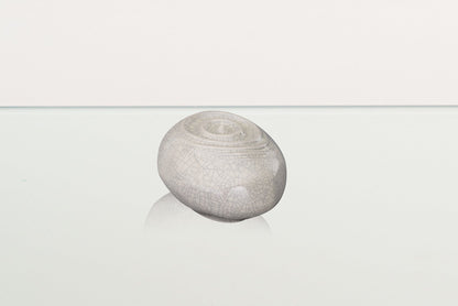 Handmade Cremation Keepsake Urn "Resonance" - Small Urn | Craquelure | Ceramic - Pulvis Art Urns