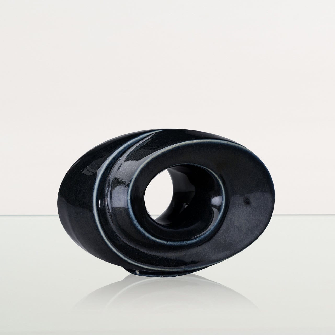 Handmade Cremation Keepsake Urn "The Passage" - Small Urn | Black Gloss Melange | Ceramic - Pulvis Art Urns