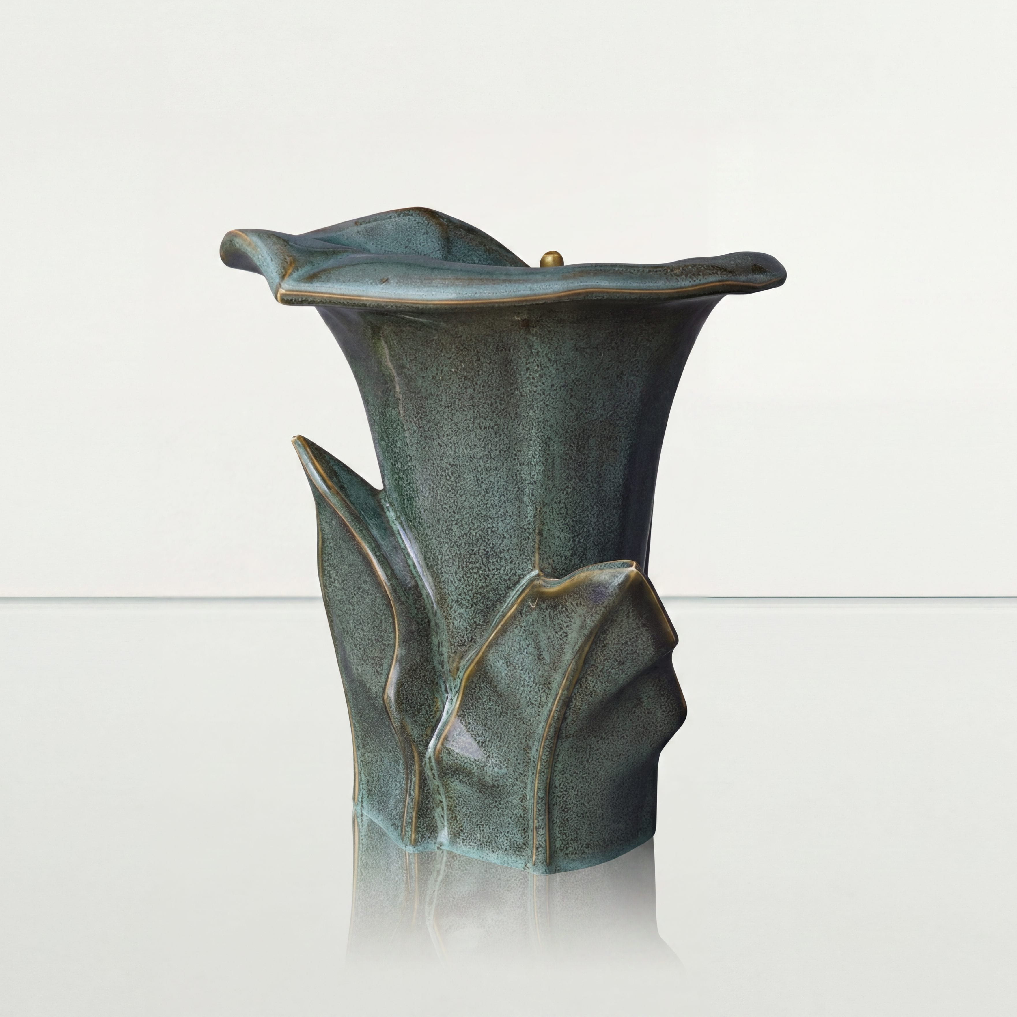 Pulvis Art Urns Medium Size Urn Calla Flower Memorial Urn for Ashes - Large Urn | Oily Green Melange