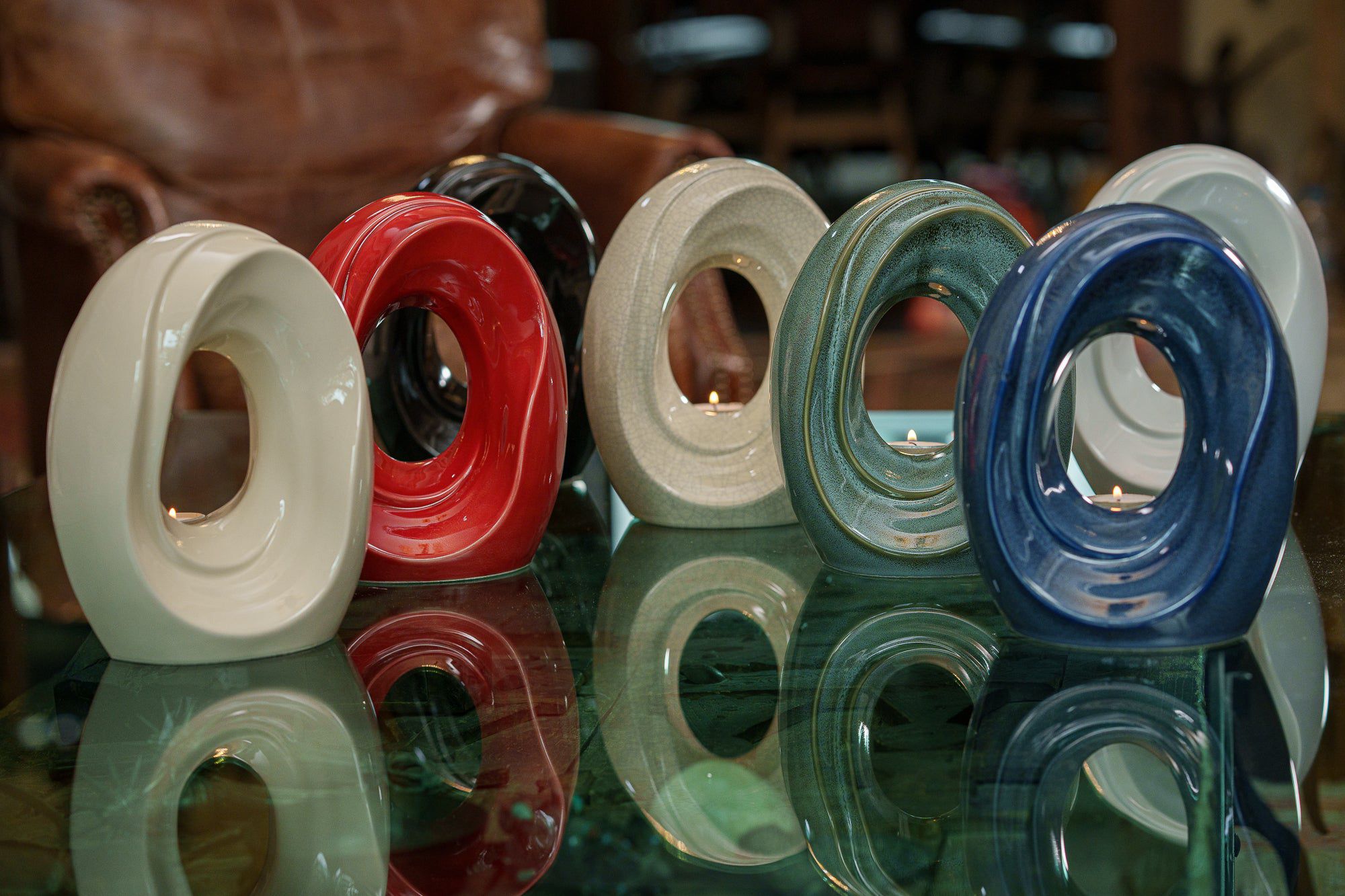 Artisan Cremation Urn for Ashes "The Passage" - Medium Urn | Craquelure | Ceramic - Pulvis Art Urns