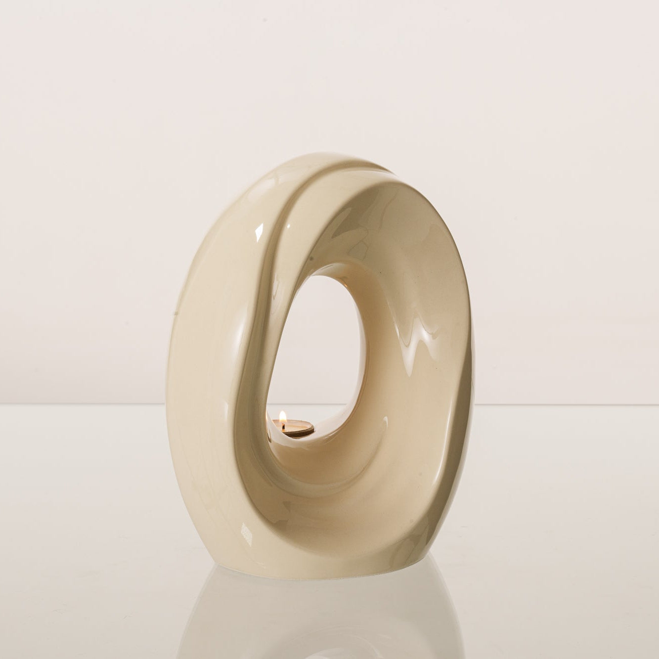 Artisan Cremation Urn for Ashes "The Passage" - Medium Urn | Off-White | Ceramic - Pulvis Art Urns