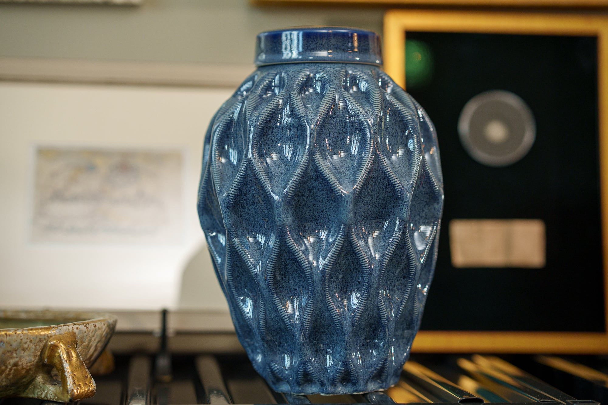 Load video: &quot;Echo 3D Printed Urn&quot; by Pulvis Art Urns