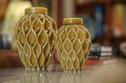 Cremation Urn "Echo" - 3D Printed Ceramic Urn | Dark Sand | Medium - Pulvis Art Urns