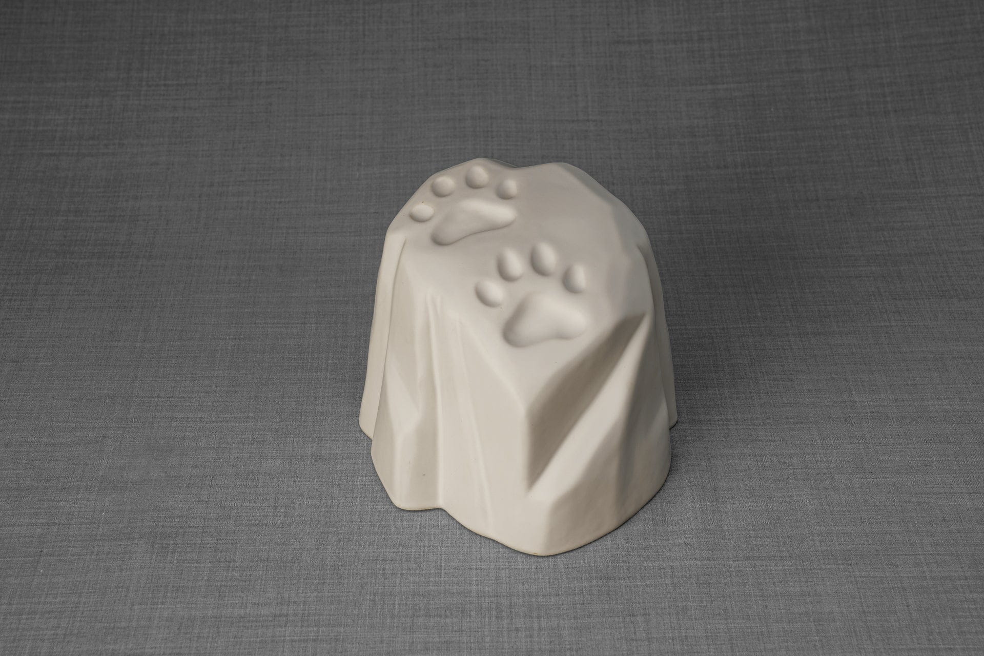 Paw Print Memorial Bundle - 4 Pieces - Portrait | Urn | Nameplate Holder | Scented Candle - Pulvis Art Urns