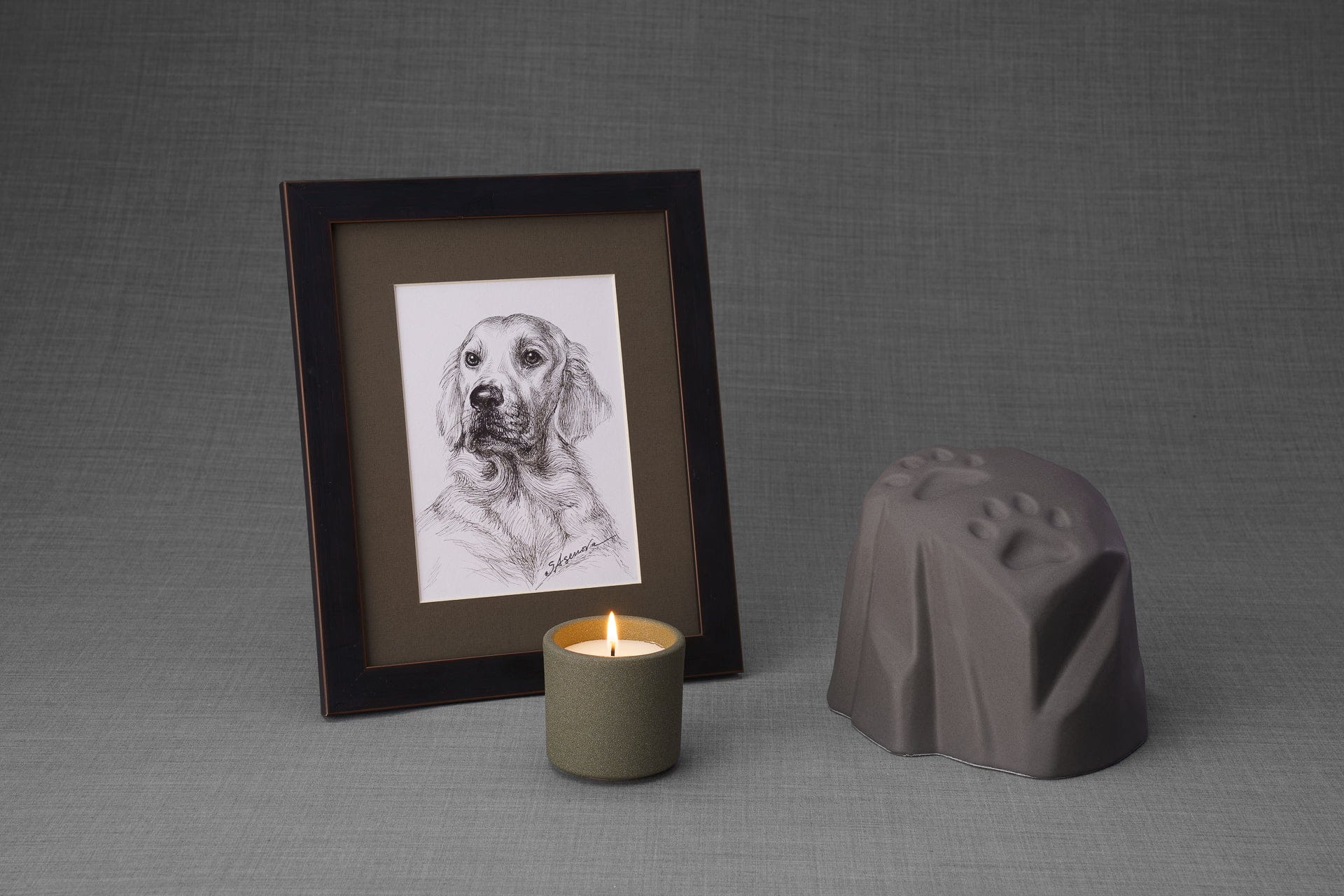 Paw Print Memorial Bundle - 4 Pieces - Portrait | Urn | Nameplate Holder | Scented Candle - Pulvis Art Urns