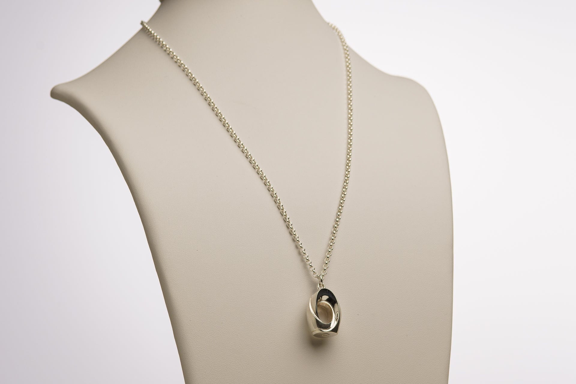 Memorial Cremation Necklace – The Passage | Silver | Handmade Cremation Jewelry - Pulvis Art Urns