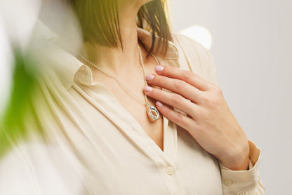 Memorial Cremation Necklace – The Passage | Silver | Handmade Cremation Jewelry - Pulvis Art Urns