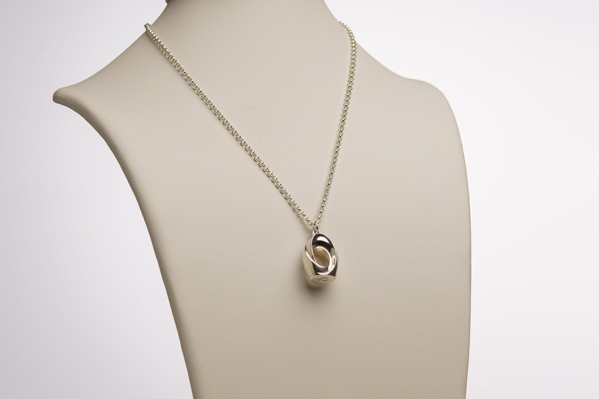 Memorial Cremation Necklace – The Passage | Silver | Handmade Cremation Jewelry - Pulvis Art Urns