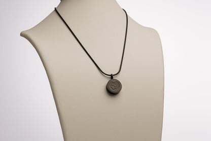 Pet Cremation Necklace – Paw | Stainless Steel | Memorial Jewelry | Black - Pulvis Art Urns