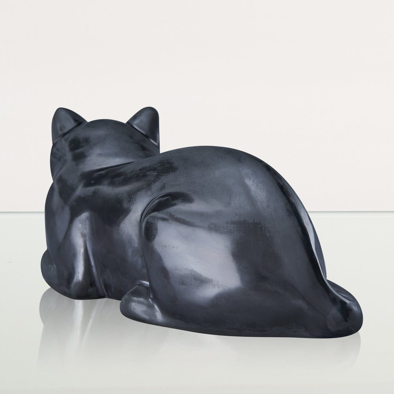 Cat Cremation Urn for Ashes - Dark Matte | Ceramic | Handmade Pet Urn - Pulvis Art Urns