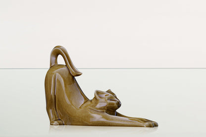 Cat Cremation Urn For Ashes "Grace" - Dark Sand | Ceramic - Pulvis Art Urns