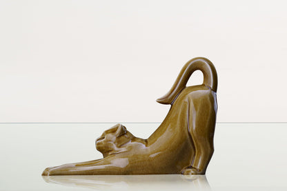 Cat Cremation Urn For Ashes "Grace" - Dark Sand | Ceramic - Pulvis Art Urns