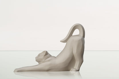 Cat Cremation Urn For Ashes "Grace" - White Matte | Ceramic Pet Urn - Pulvis Art Urns