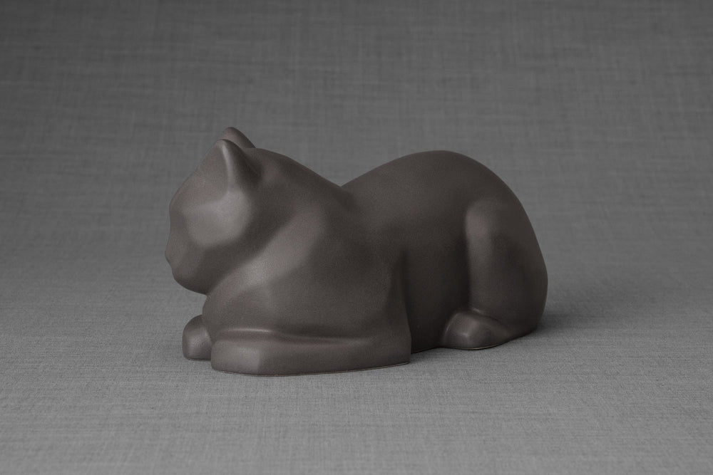 
                  
                    Pulvis Art Urns Pet Urn Cat Cremation Urn for Ashes - Gray Matte | Ceramic | Handmade
                  
                