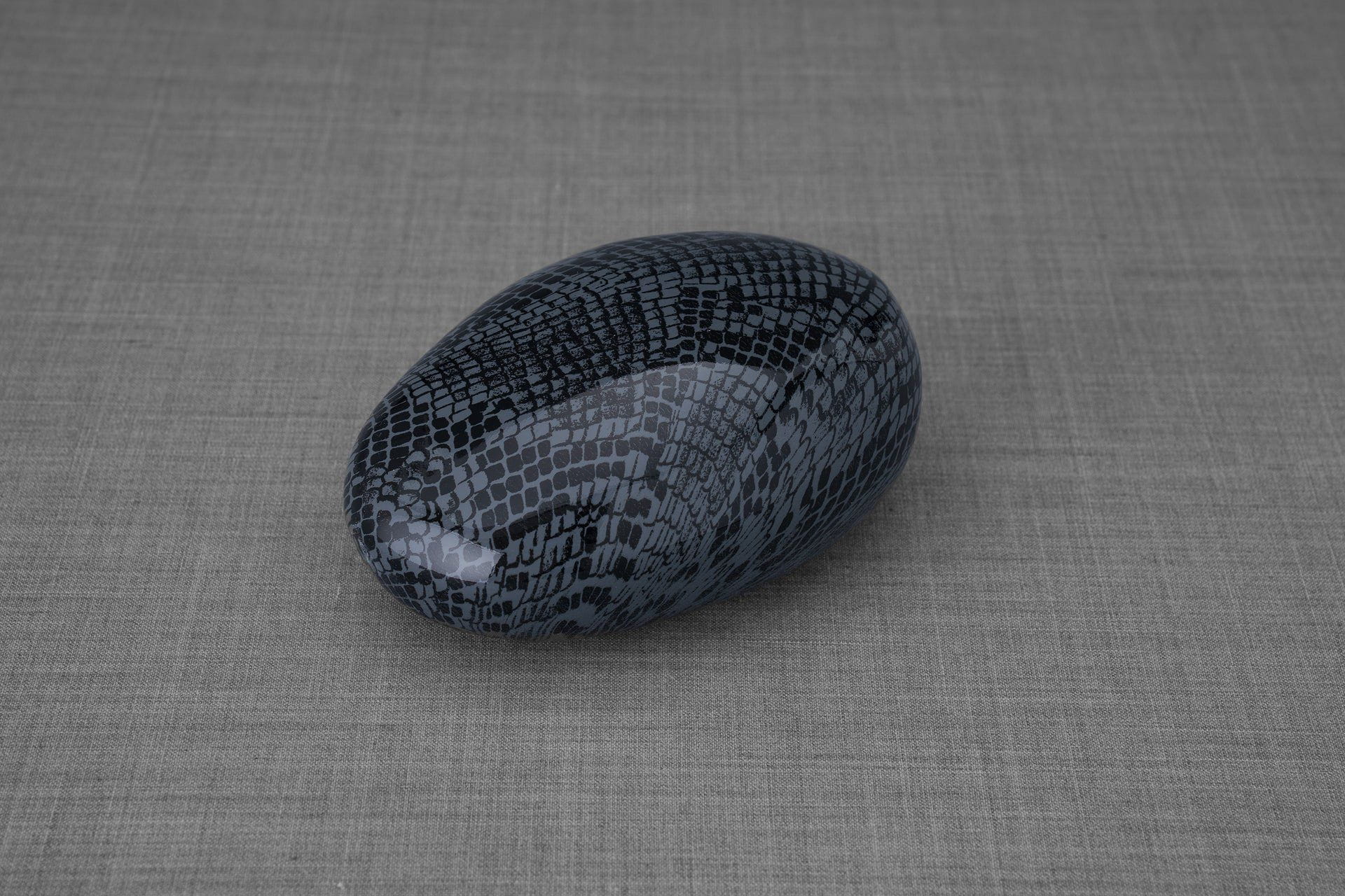 Reptile Pet Urn - Dark Blue | Ceramic | HydroGraphics - Pulvis Art Urns