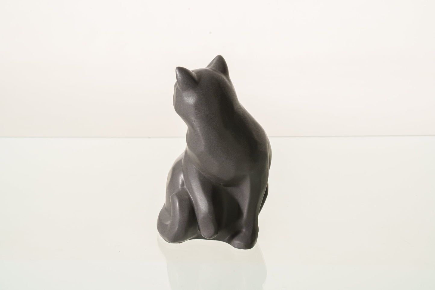 
                  
                    Pulvis Art Urns Pet Urn Felix Cat Urn for Ashes - Gray Matte | Ceramic | Handmade Pet Urn
                  
                