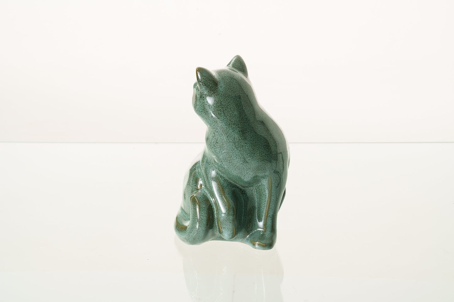 
                  
                    Pulvis Art Urns Pet Urn Felix Cat Urn for Ashes - Oily Green Melange | Ceramic | Handmade Pet Urn
                  
                