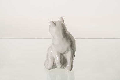 Felix Cat Urn for Ashes - White | Ceramic | Handmade Pet Urn - Pulvis Art Urns