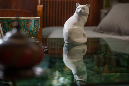 Felix Cat Urn for Ashes - White Matte | Ceramic | Handmade Pet Urn - Pulvis Art Urns