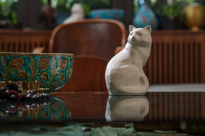 Felix Cat Urn for Ashes - White Matte | Ceramic | Handmade Pet Urn - Pulvis Art Urns