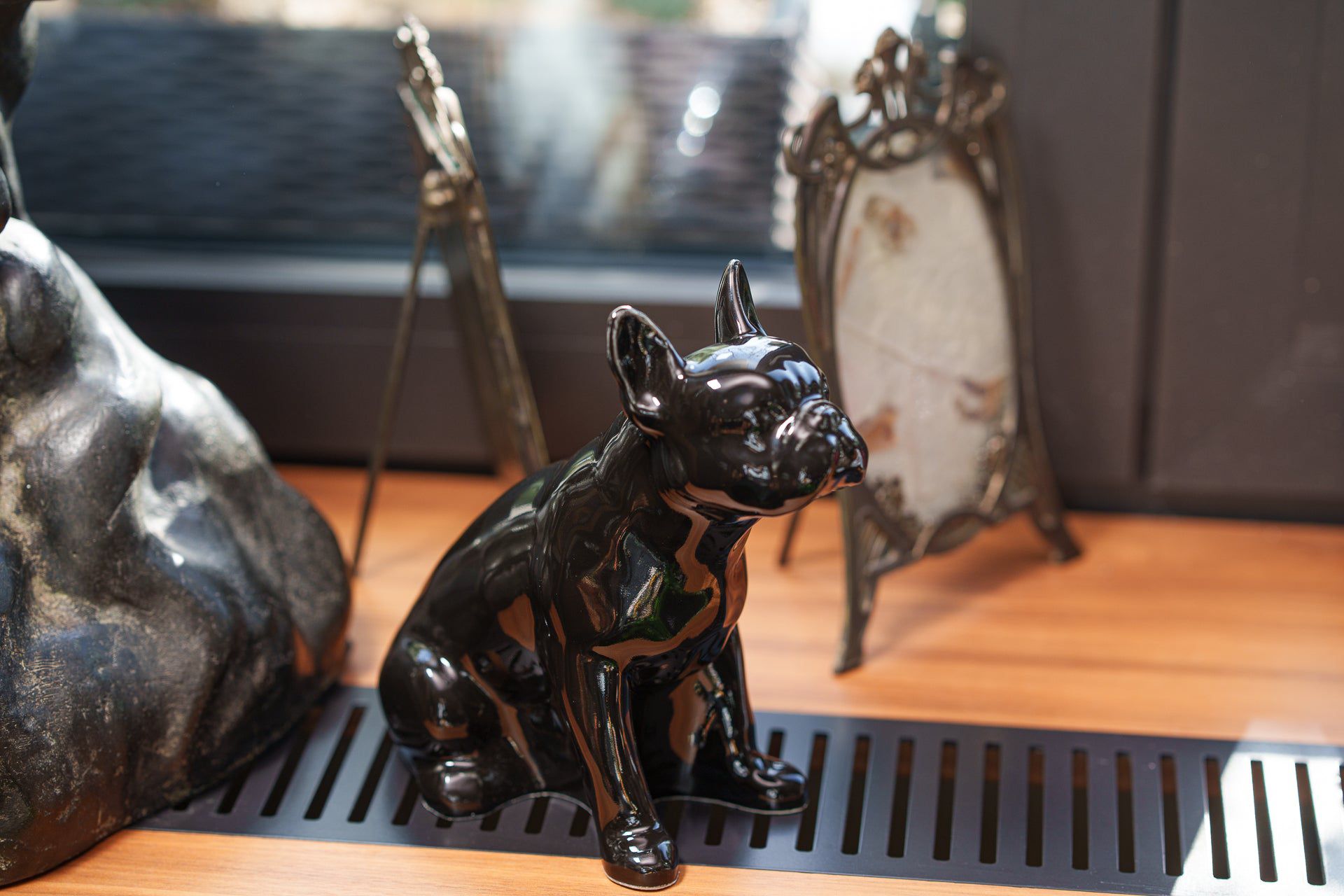 French Bulldog Pet Urn - Lamp Black | Ceramic Dog Urn - Pulvis Art Urns