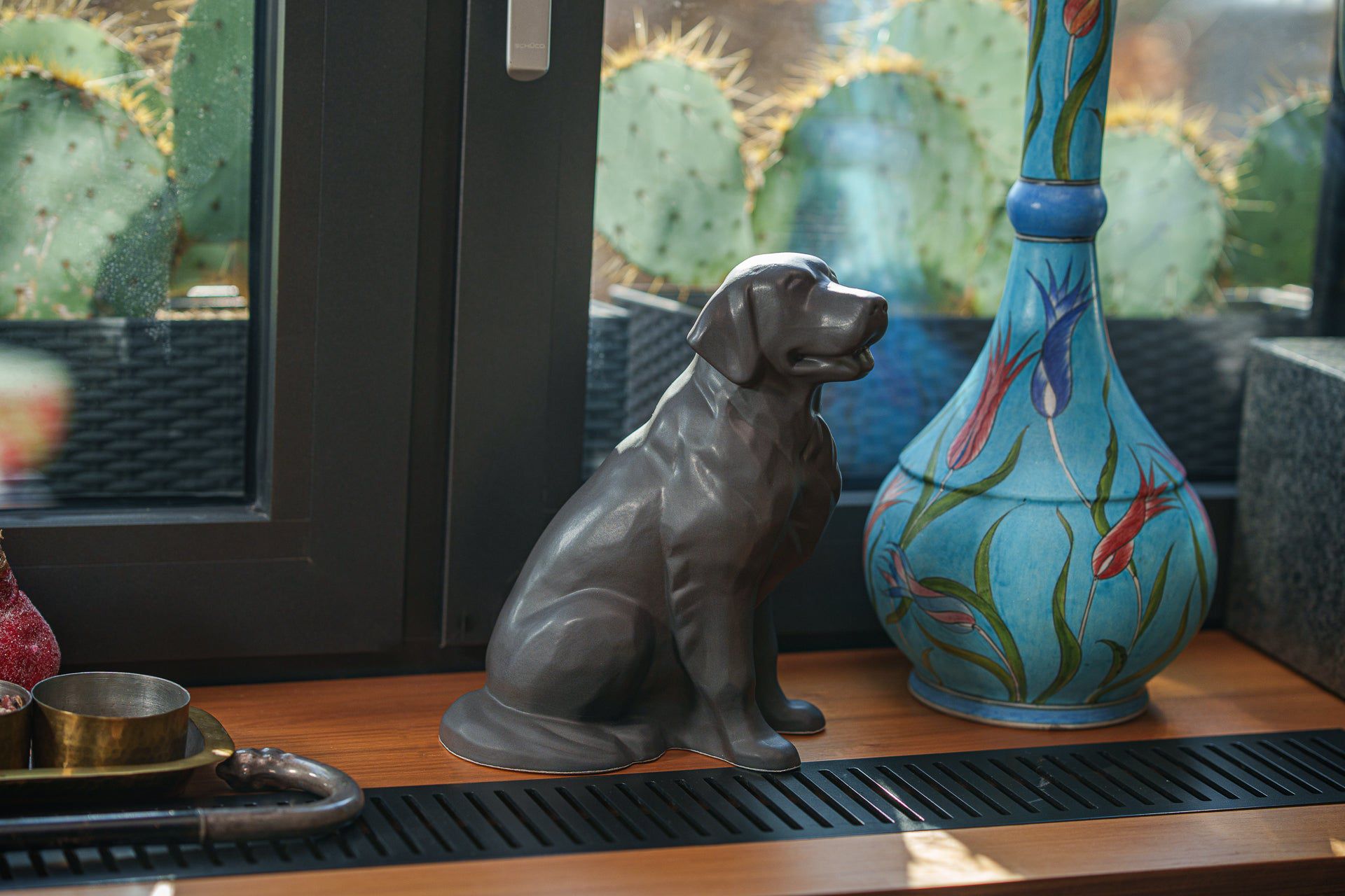 Golden Retriever Pet Urn - Grey Matte | Ceramic Dog Urn - Pulvis Art Urns