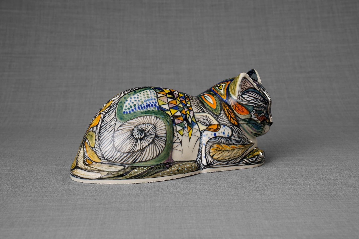 Pulvis Art Urns Pet Urn Hand Decorated Cat Urn for Ashes "Dream" - Ceramic | Handmade