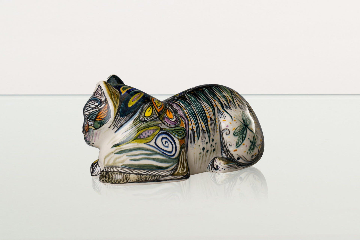 
                  
                    Pulvis Art Urns Pet Urn Hand Decorated Cat Urn for Ashes "Dream" - Ceramic | Handmade Pet Urn
                  
                