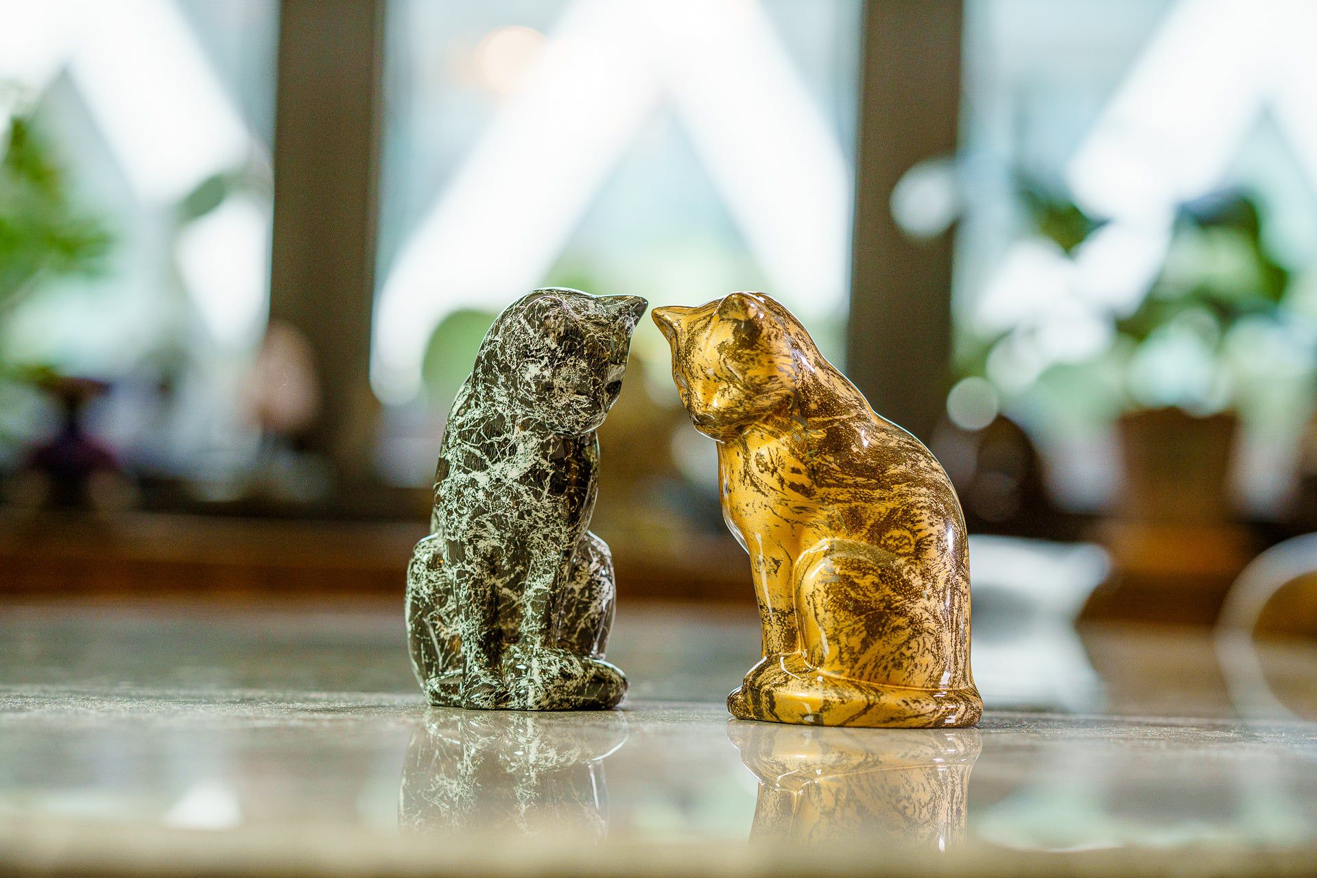 HydroGraphics Mini Pet Urn "Neko - Cosmos" - Ceramic | Hydro Dipping - Pulvis Art Urns