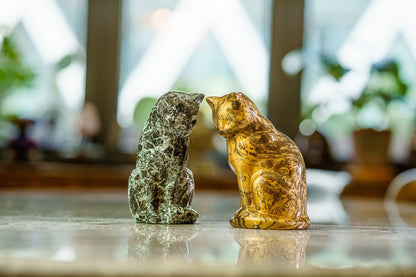 HydroGraphics Mini Pet Urn "Neko - Cosmos" - Ceramic | Hydro Dipping - Pulvis Art Urns