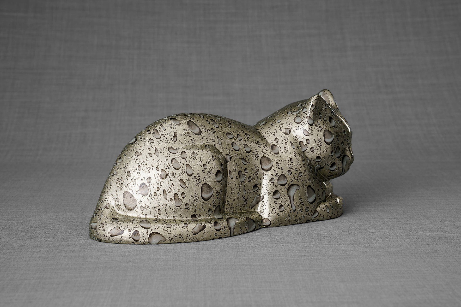 HydroGraphics Pet Urn For Cat - "Drops" - Ceramic | Hydro Dipping - Pulvis Art Urns