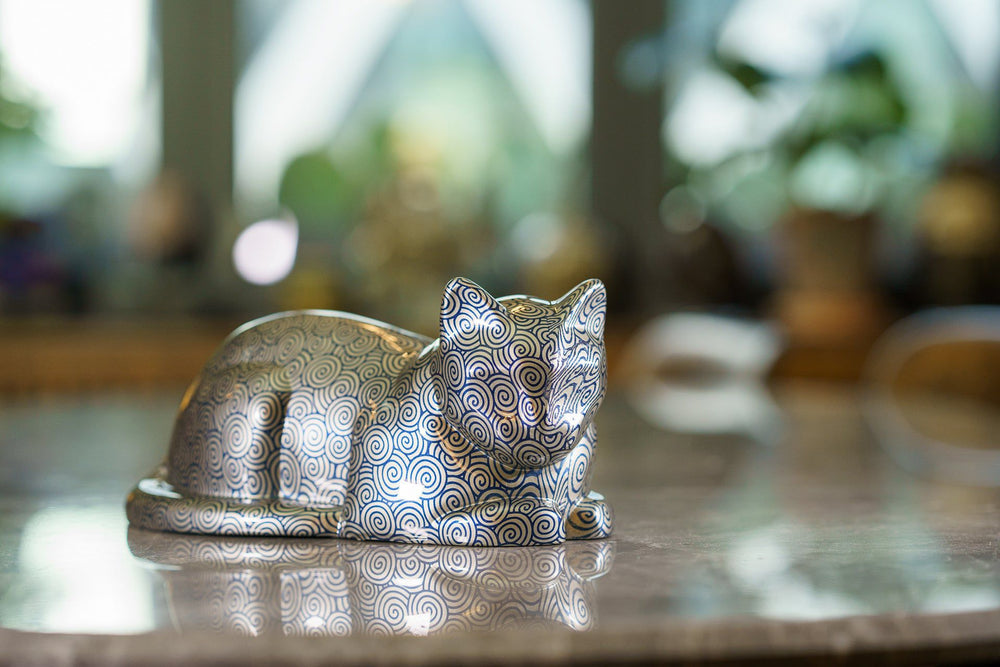 
                  
                    Pulvis Art Urns Pet Urn HydroGraphics Pet Urn For Cat - "Vortex" - Ceramic | Hydro Dipping
                  
                