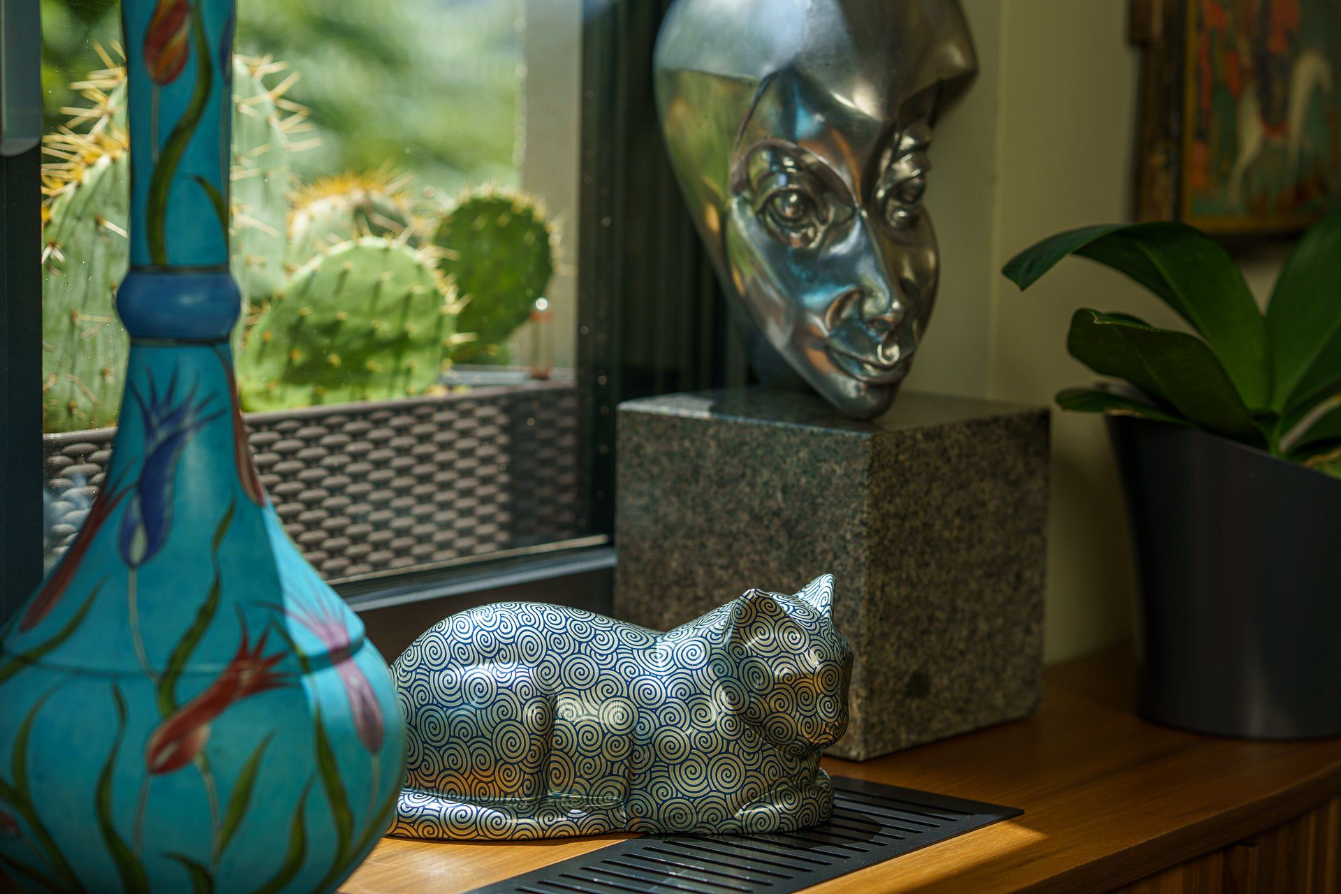 HydroGraphics Pet Urn For Cat - "Vortex" - Ceramic | Hydro Dipping - Pulvis Art Urns