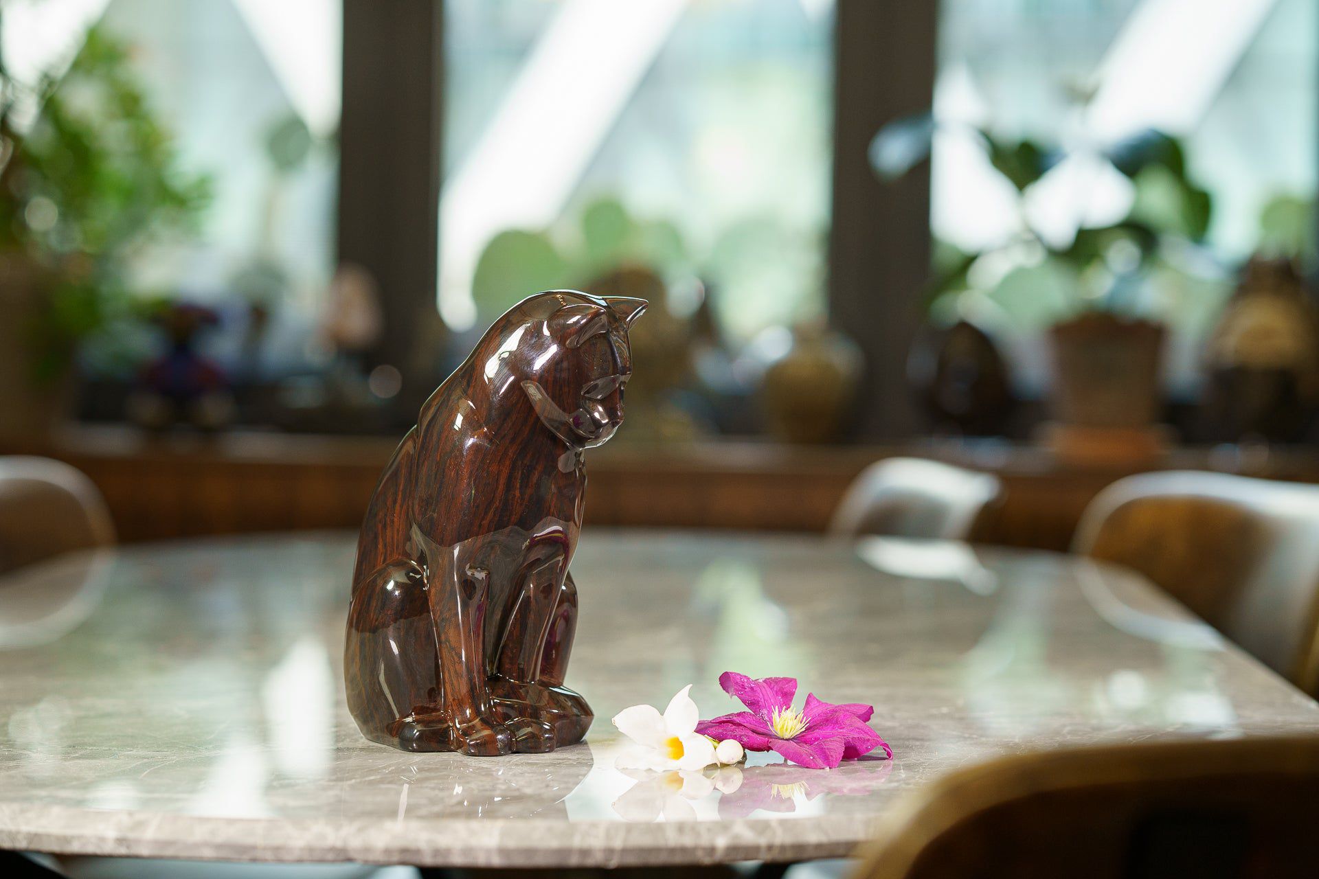 HydroGraphics Pet Urn "Neko - Mahagony" - Ceramic | Hydro Dipping - Pulvis Art Urns