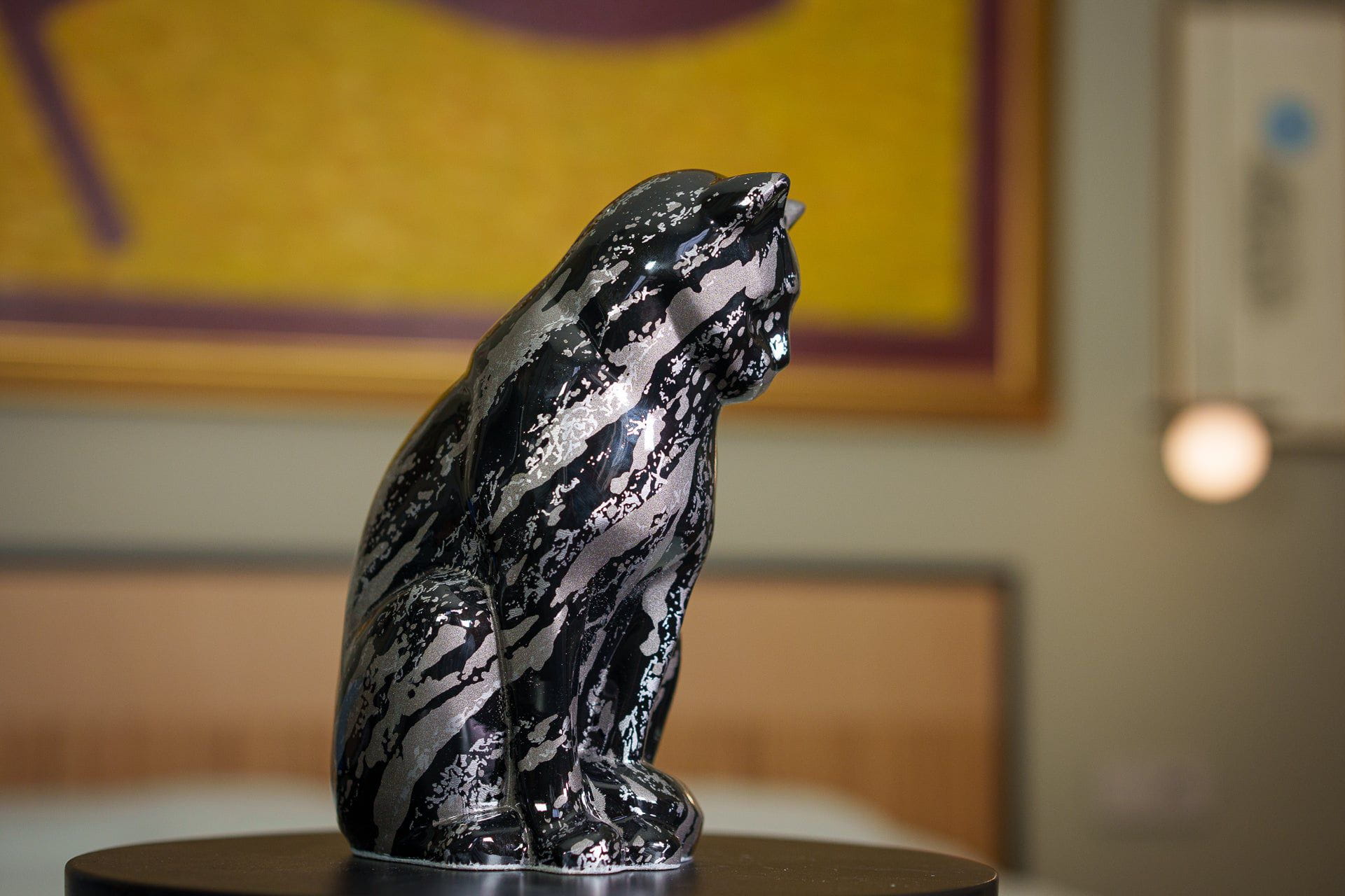 HydroGraphics Pet Urn "Neko" | Mixed Gray | Ceramic - Pulvis Art Urns